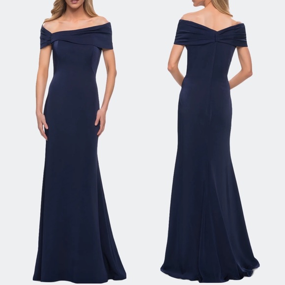 La Femme
Simply Chic Off the Shoulder Jersey Gown Size 6  or 10 or 12 navy blue - Picture 1 of 9